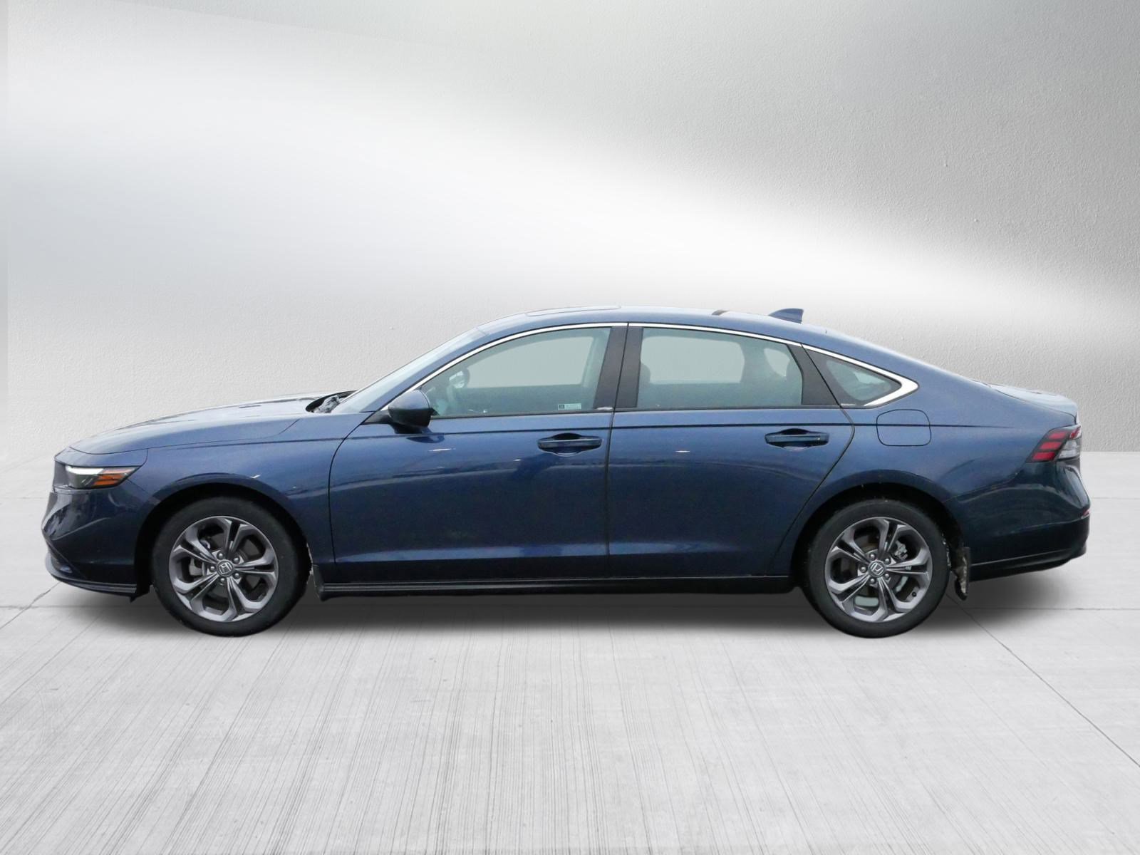 2023 Honda Accord EX photo 4