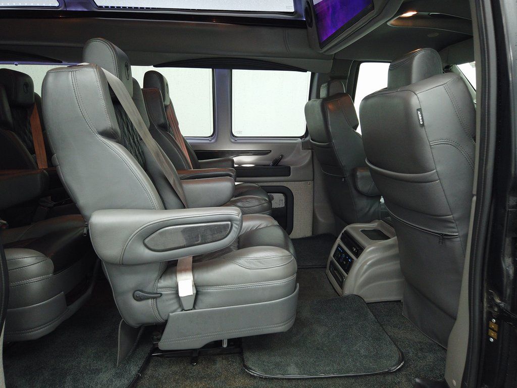 2023 Chevrolet Express photo 40