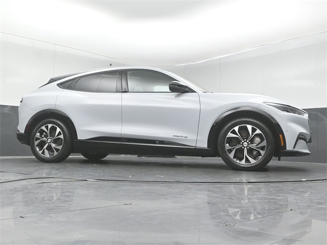 2023 Ford Mustang Mach-E Premium photo 39