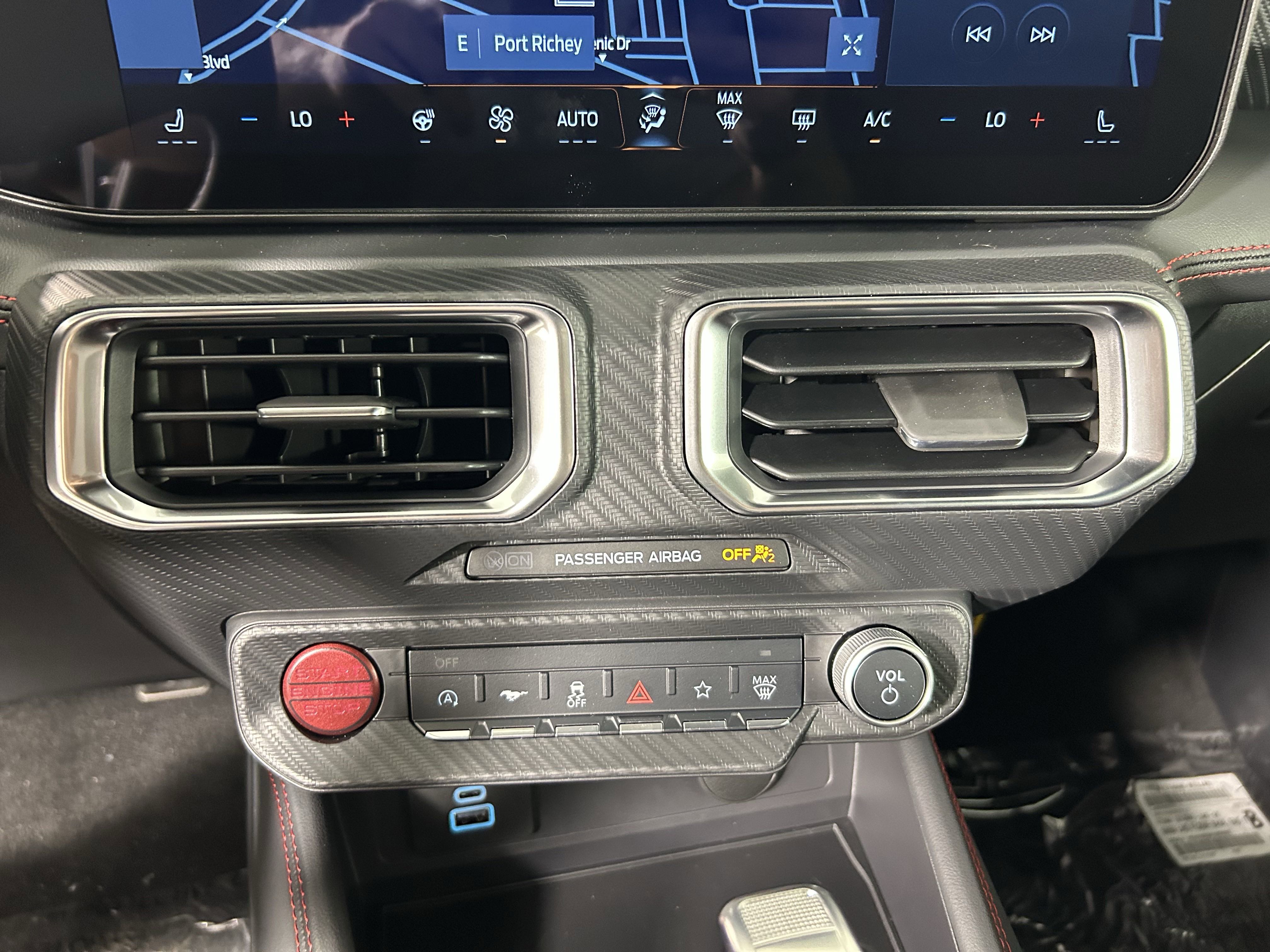 2025 Ford Mustang GT Premium photo 22