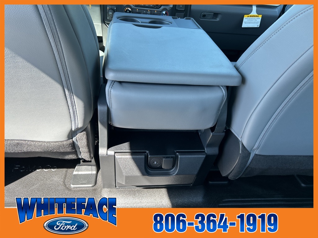 2026 Ford F-350 photo 29
