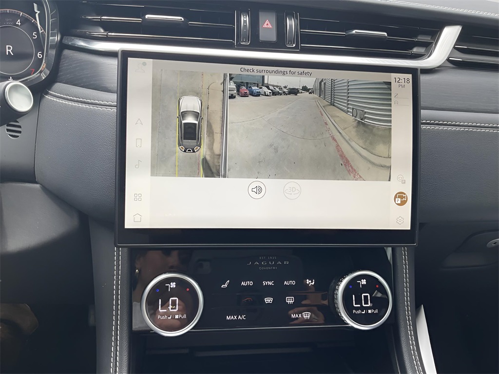 2025 Jaguar F-PACE P250 R-Dynamic S photo 17