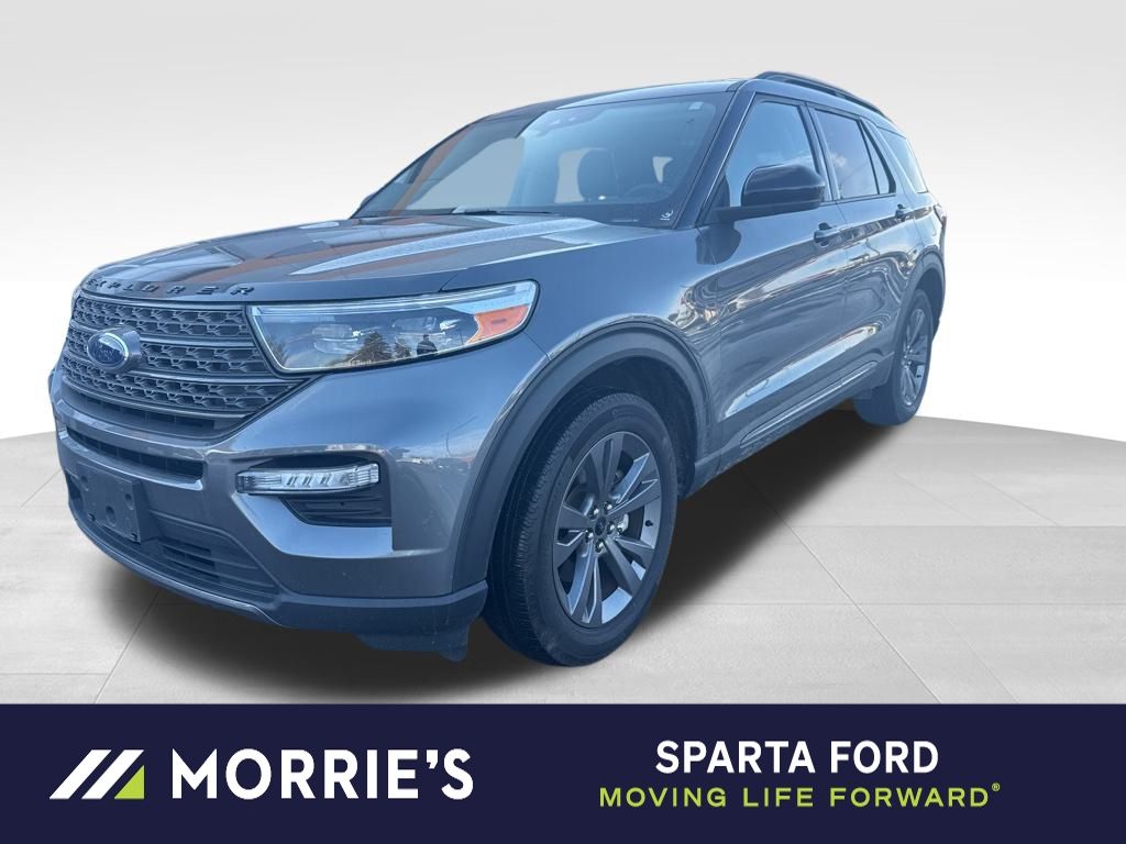 2023 Ford Explorer XLT's photo