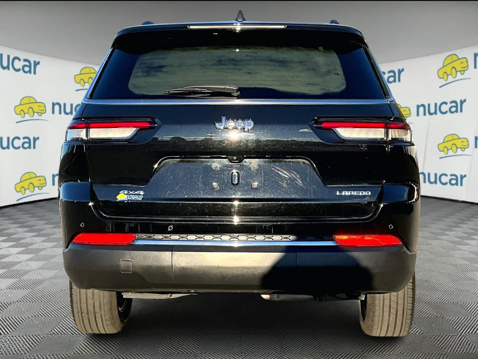 2023 Jeep Grand Cherokee Laredo X photo 3