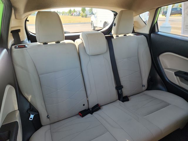 2014 Ford Fiesta SE photo 18