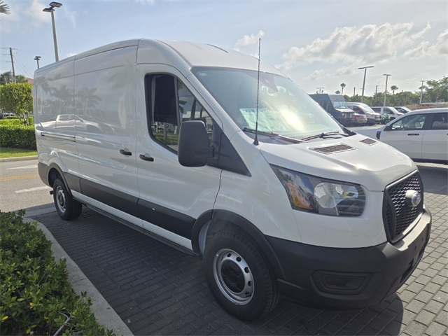2025 Ford Transit Cargo Van photo 2