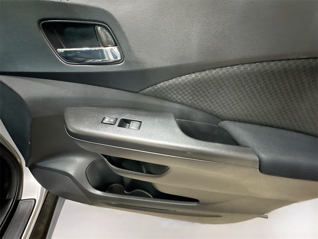 2015 Honda CR-V EX photo 29
