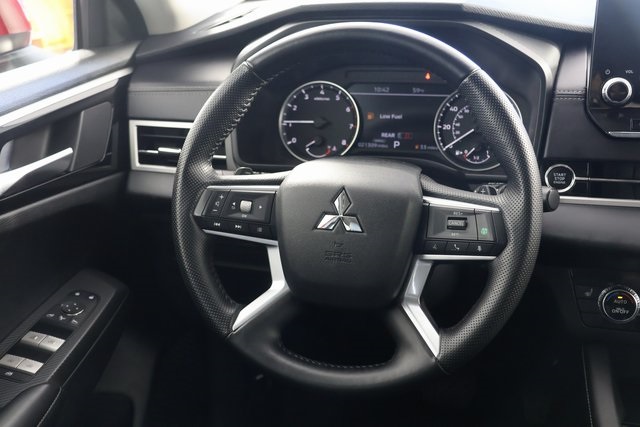 2024 Mitsubishi Outlander SE Ralliart photo 10