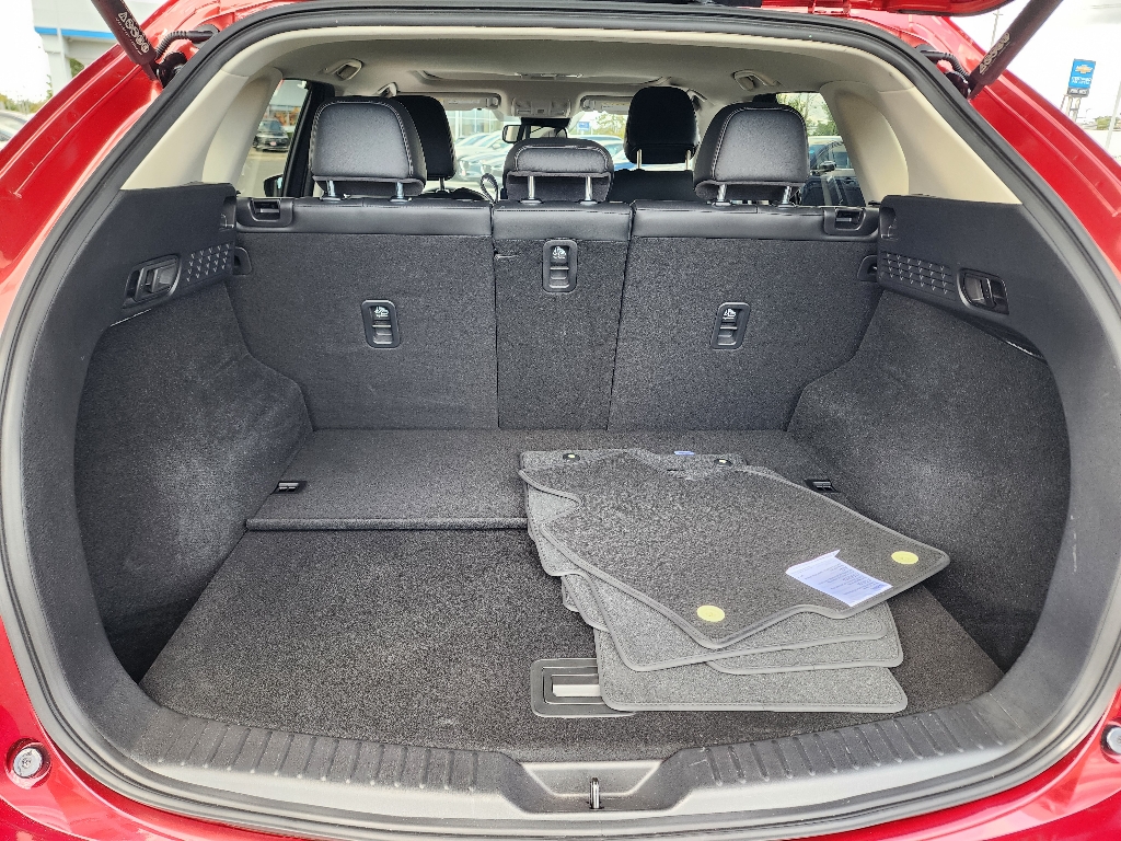 2022 Mazda CX-5 2.5 S Preferred photo 5