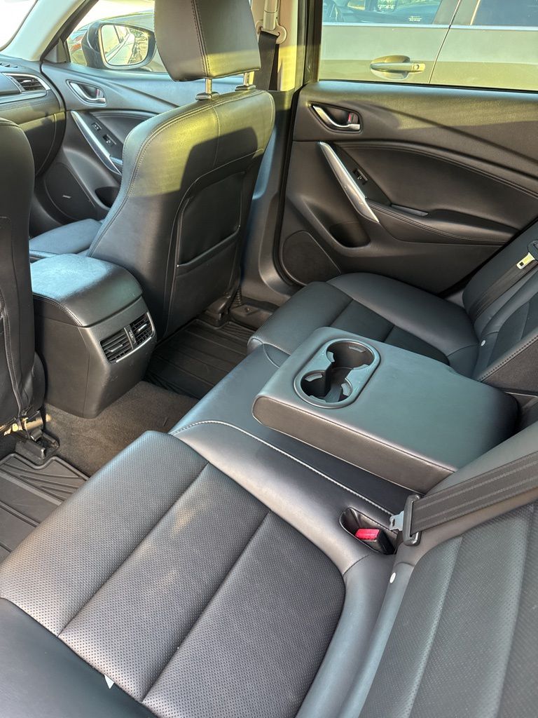 2016 Mazda Mazda6 Touring photo 27