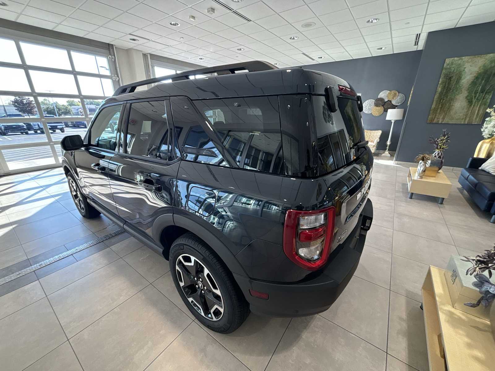 2023 Ford Bronco Sport Outer Banks photo 5