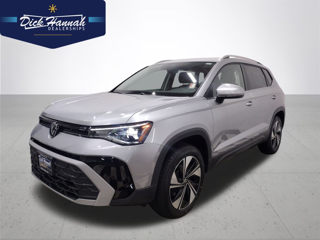 2025 Volkswagen Taos SE's photo