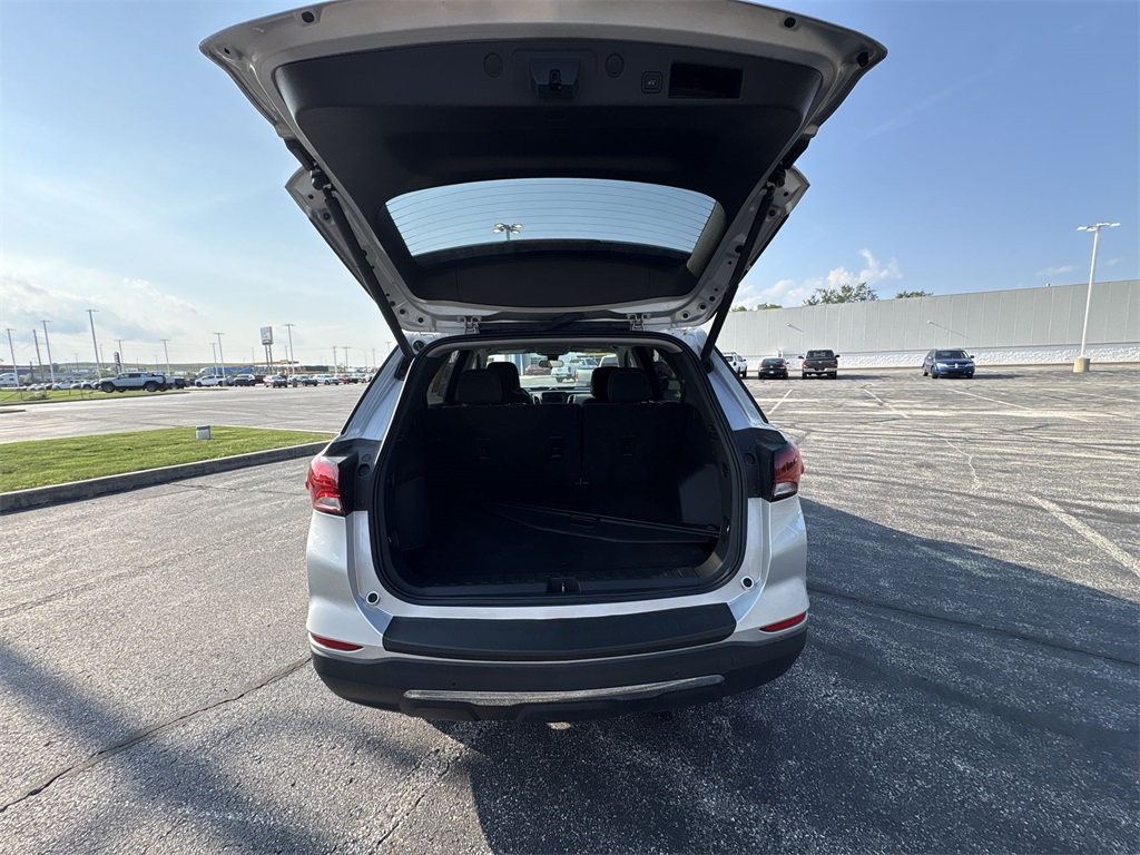 2022 Chevrolet Equinox LT photo 18