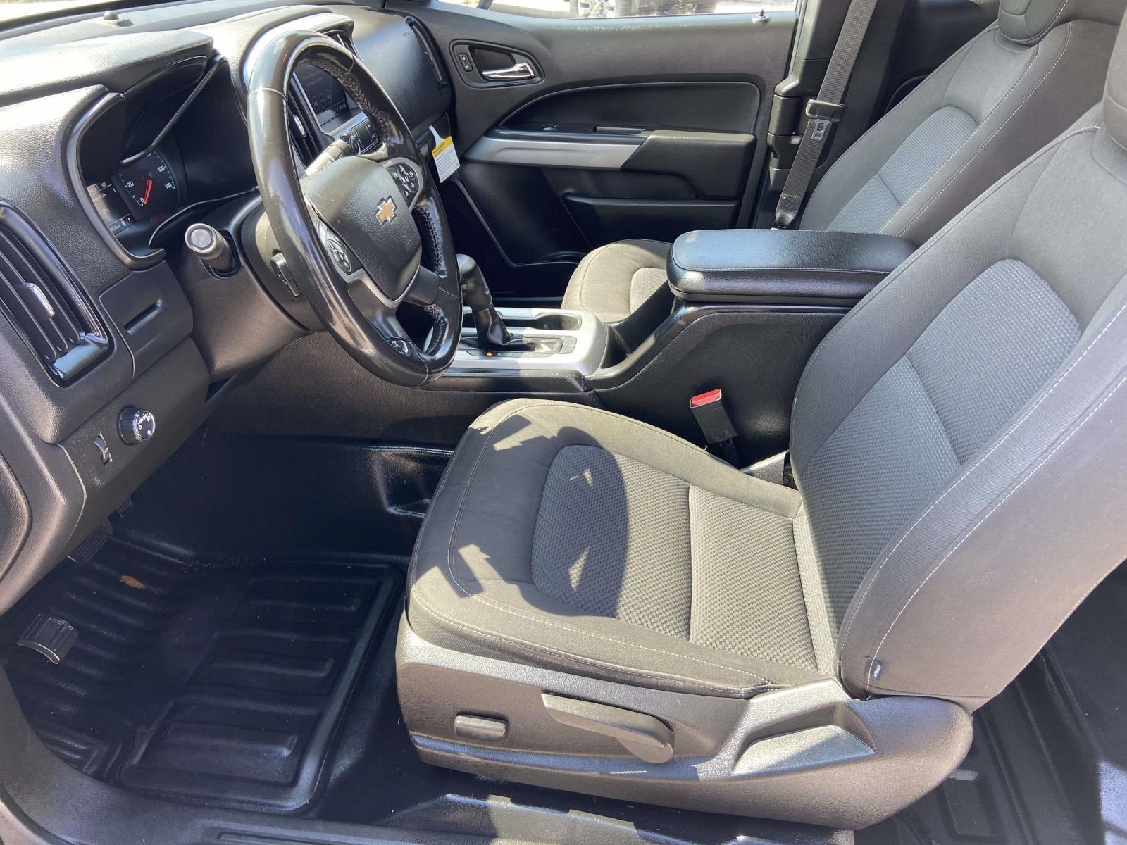 2021 Chevrolet Colorado LT photo 5