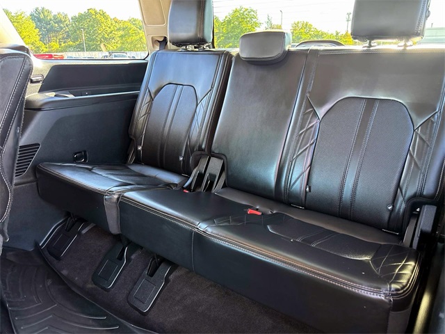 2020 Ford Expedition Platinum photo 15