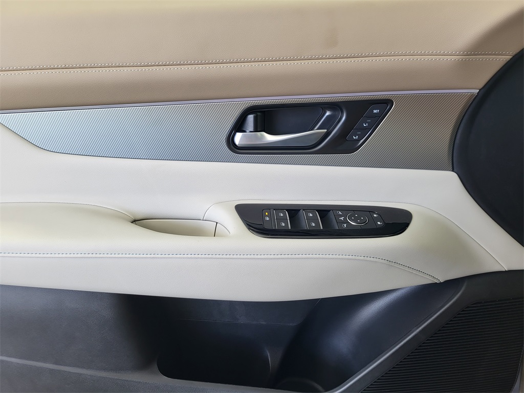 2025 Nissan Murano Platinum photo 10