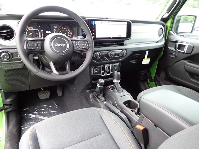 2025 Jeep Wrangler Sport S photo 13