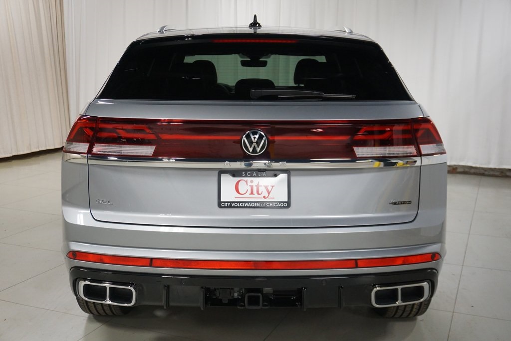 2025 Volkswagen Atlas Cross Sport SEL Premium R-Line photo 8