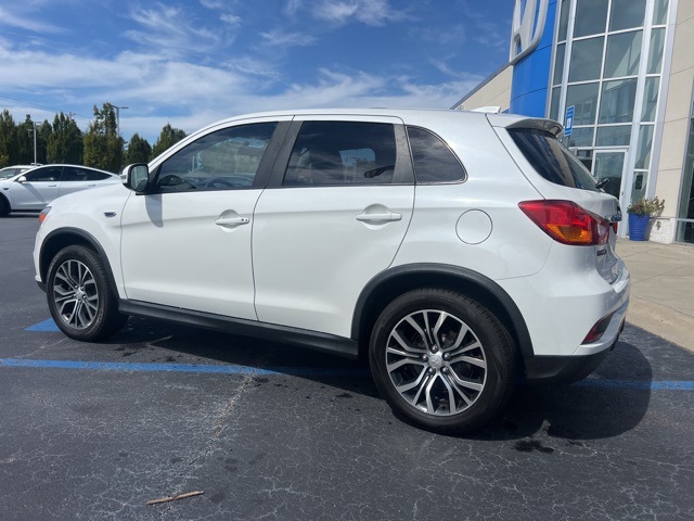 2019 Mitsubishi Outlander Sport SE photo 5