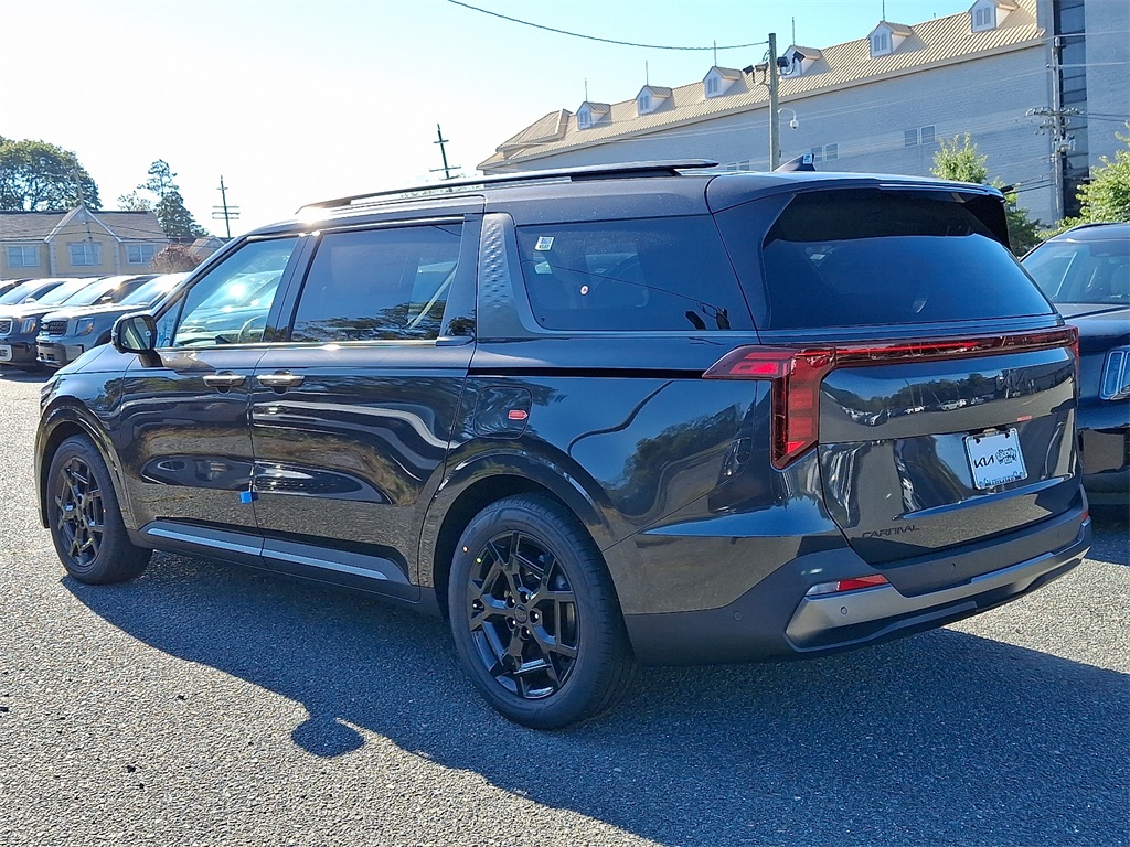 2026 Kia Carnival SX photo 2