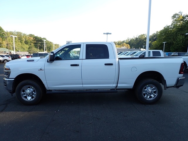 2026 Ram 3500 Tradesman photo 2