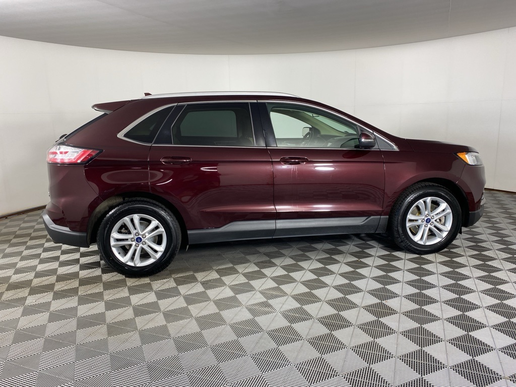 2019 Ford Edge SEL photo 13