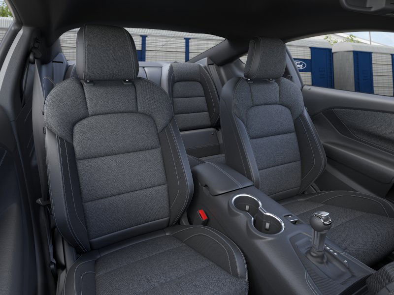 2025 Ford Mustang EcoBoost photo 8