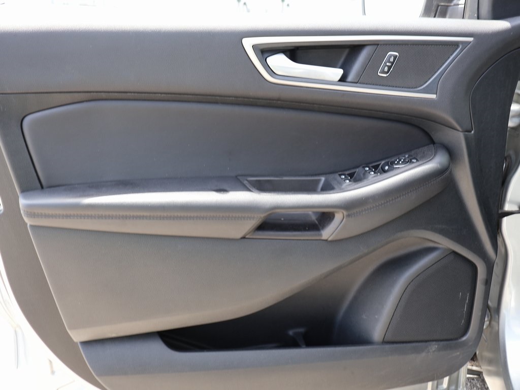 2024 Ford Edge SEL photo 19