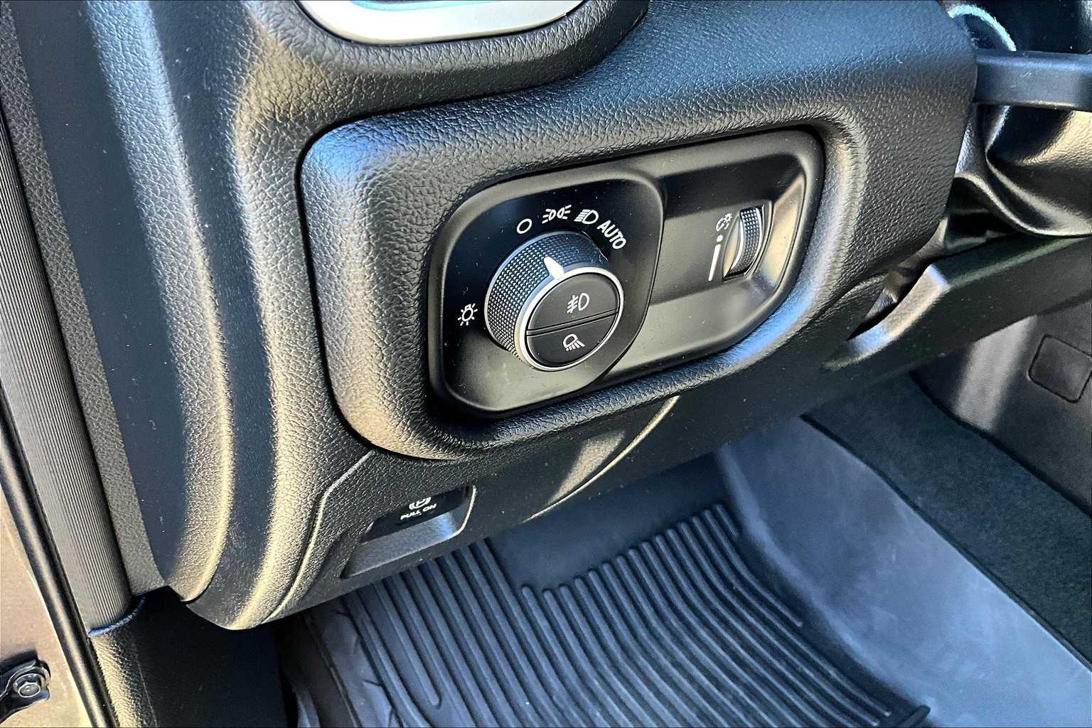 2023 Ram 1500 Big Horn photo 30