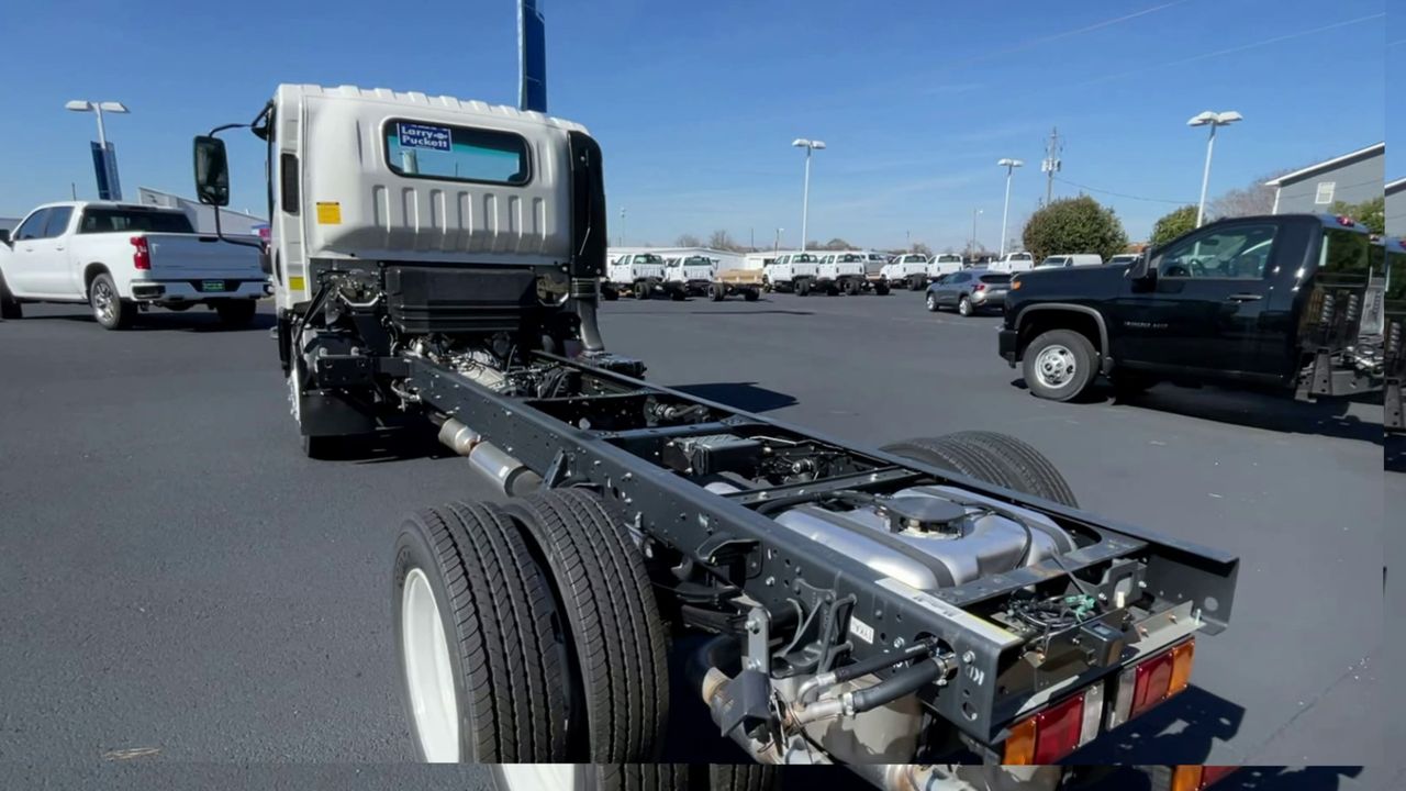 2024 Chevrolet Silverado 4500HD photo 27