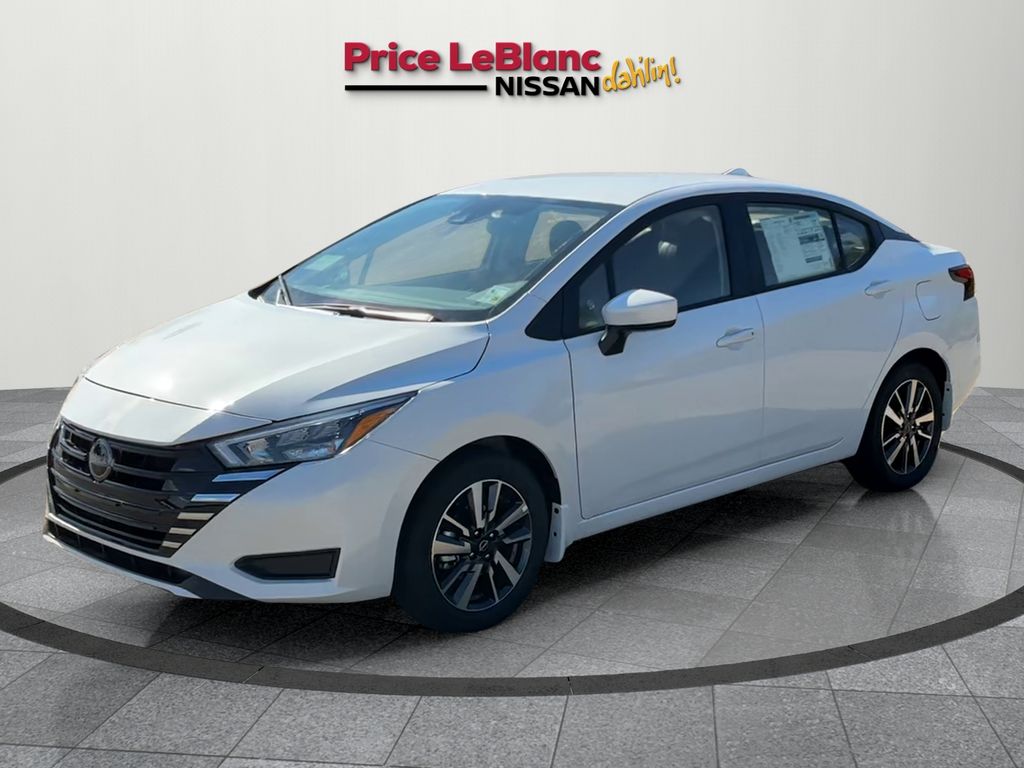 2025 Nissan Versa SV photo 3
