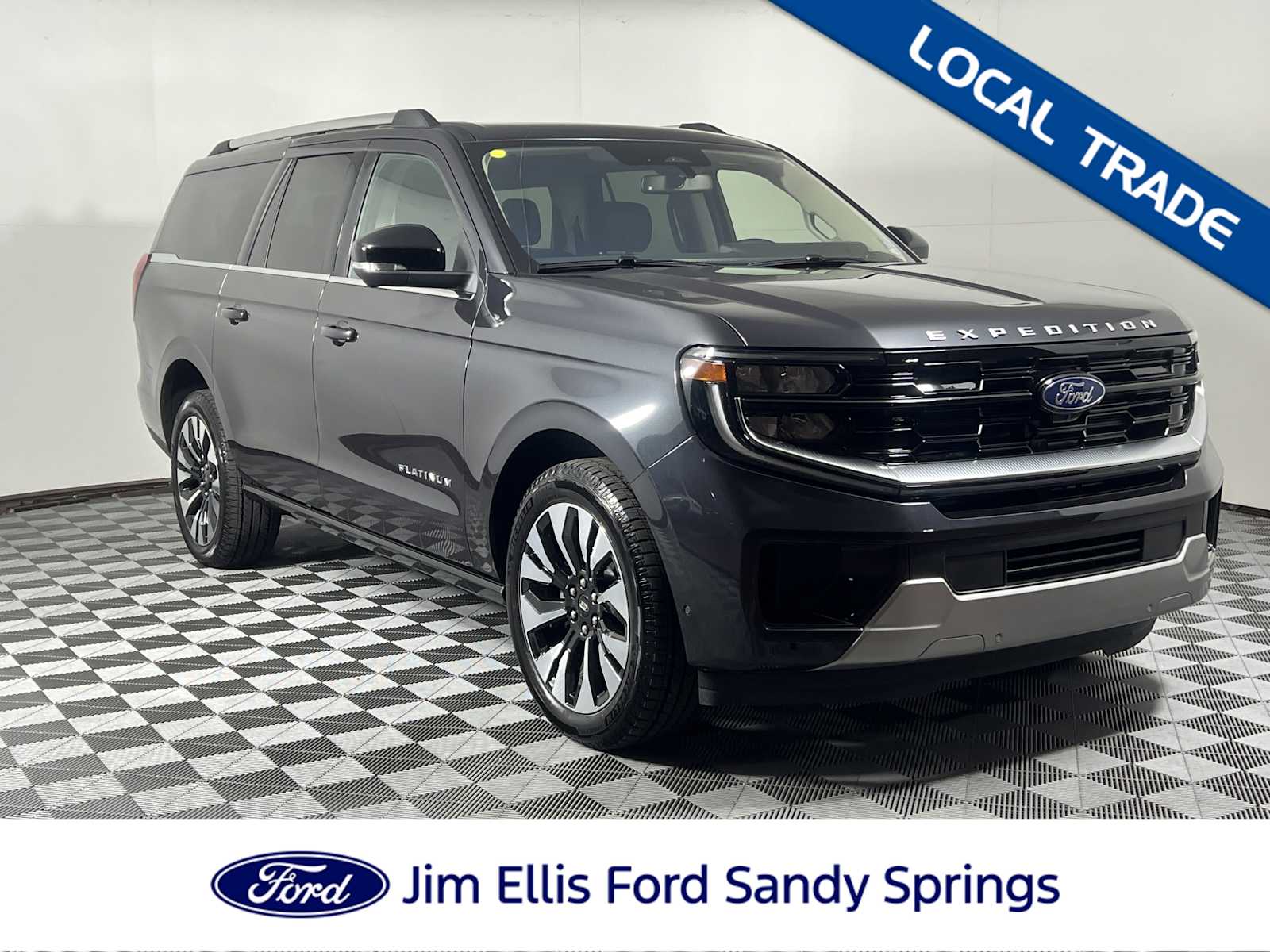 2025 Ford Expedition Platinum's photo