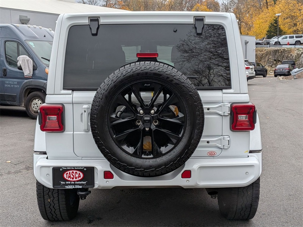 2022 Jeep Wrangler Unlimited Sahara High Altitude photo 4