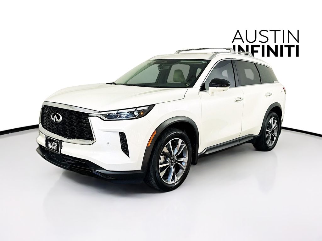 2024 Infiniti QX60 Luxe photo 3