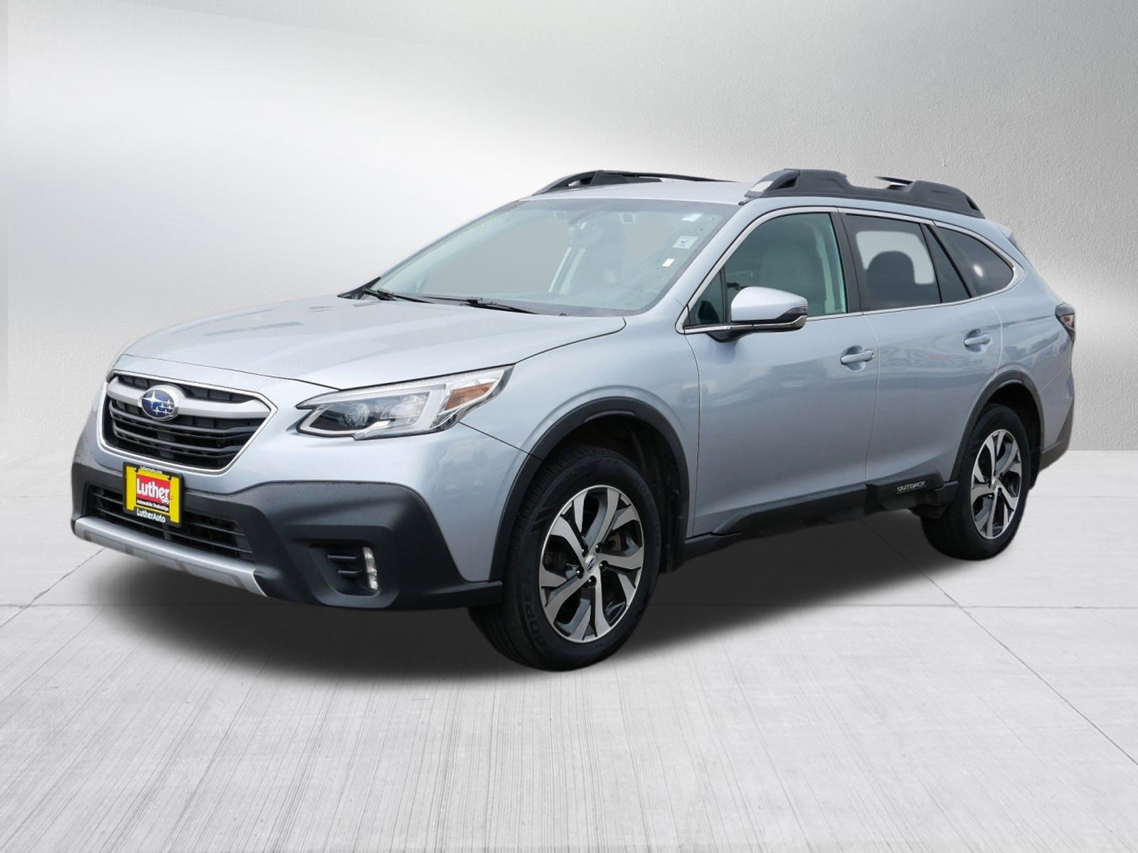 2020 Subaru Outback Limited photo 3