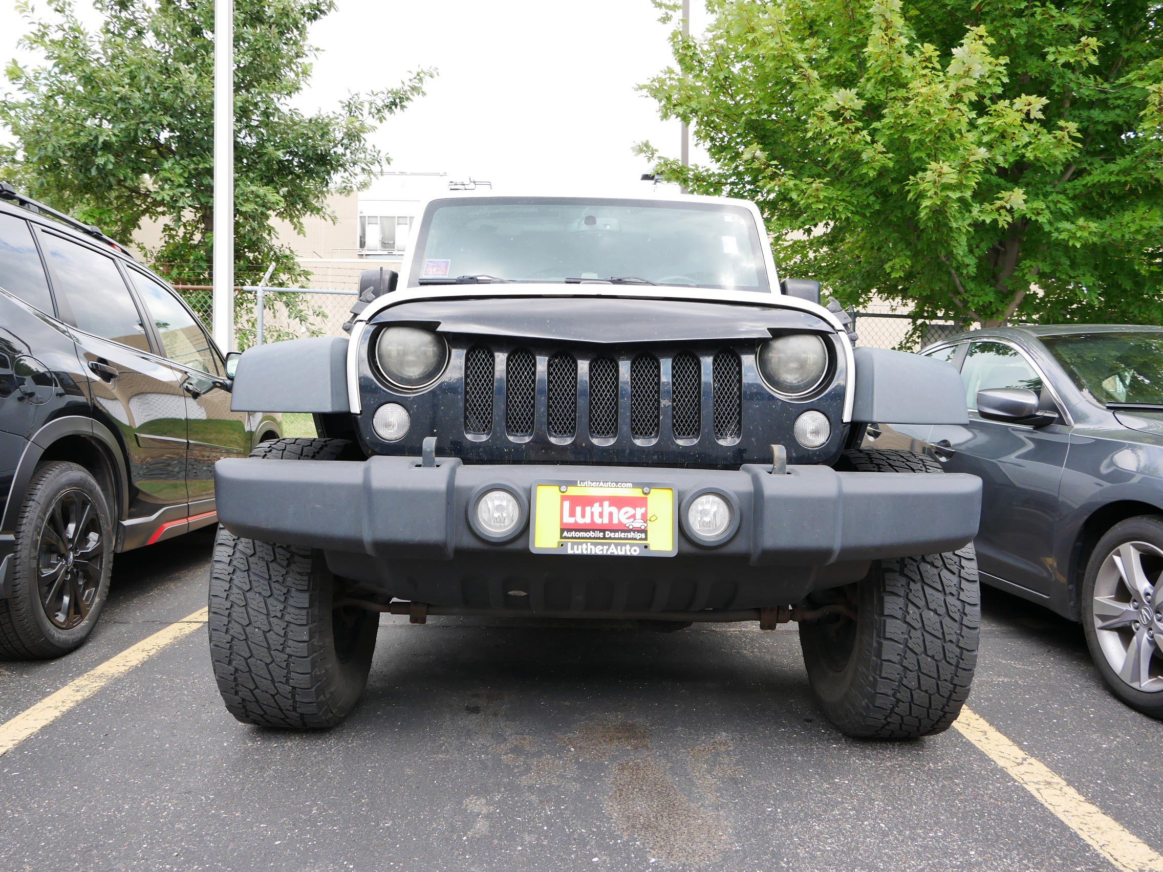 2016 Jeep Wrangler Unlimited Sport photo 2