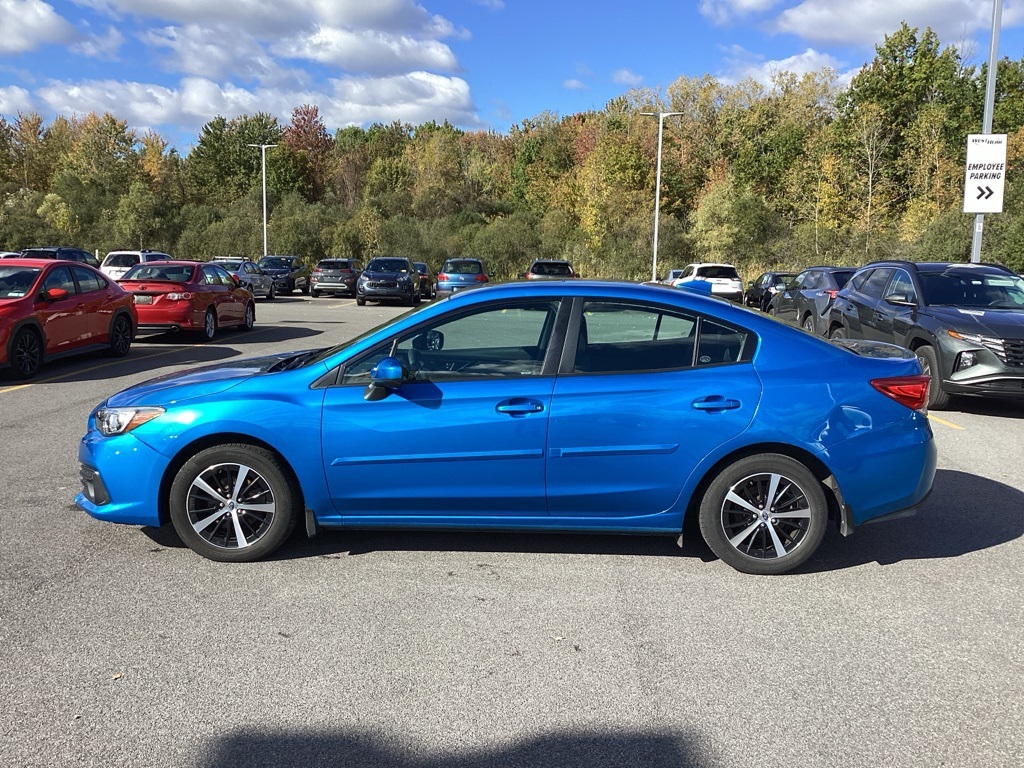 2023 Subaru Impreza Premium photo 4