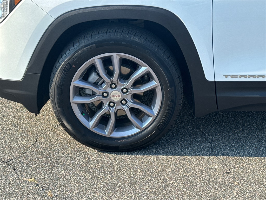 2023 Gmc Terrain SLT photo 9