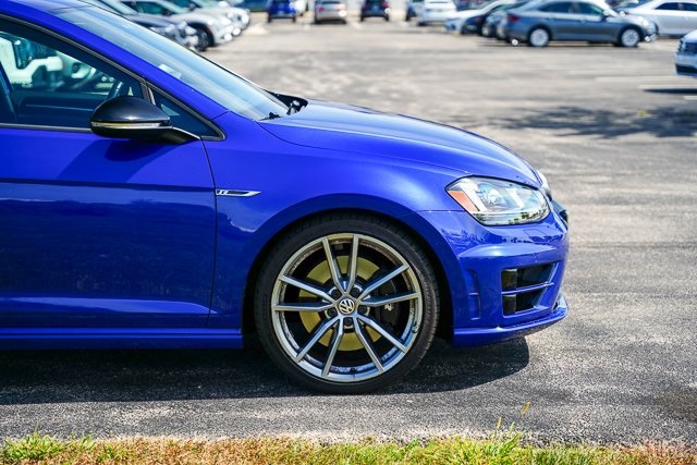2017 Volkswagen Golf R 4Motion photo 32