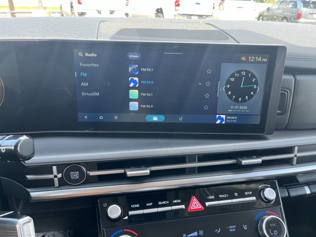 2026 Hyundai Santa Fe SEL photo 13