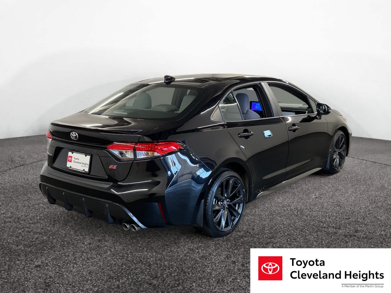 2023 Toyota Corolla SE photo 4