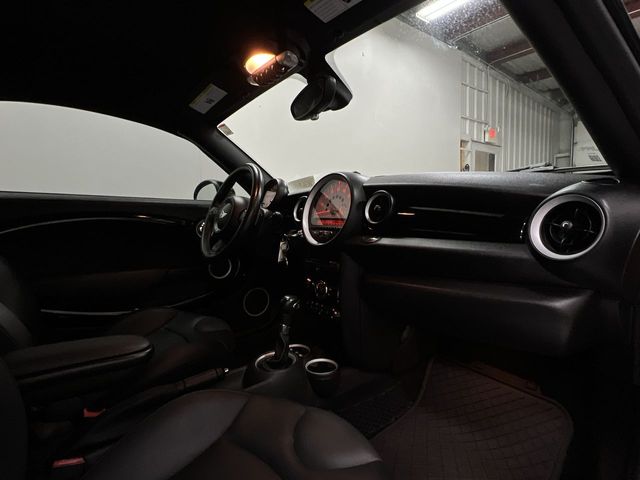 2012 Mini Cooper Coupe S photo 21
