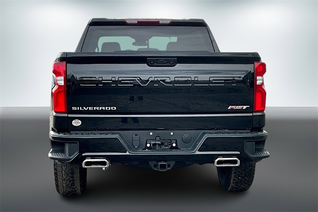 2025 Chevrolet Silverado 1500 RST photo 4