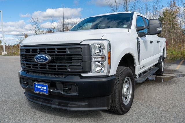 2024 Ford F-250 photo 2