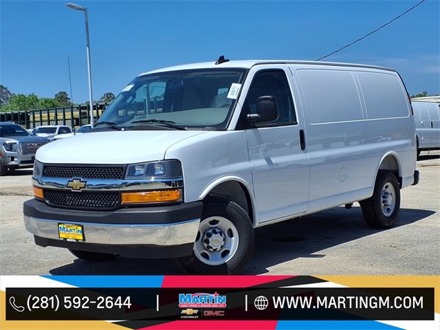 2025 Chevrolet Express Cargo Work Van's photo