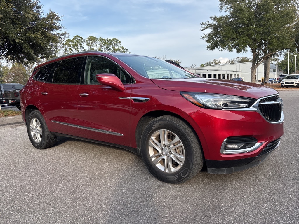 2019 Buick Enclave Essence's photo