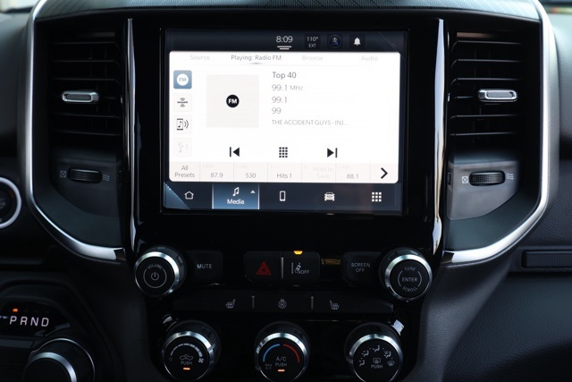 New 2026 Diamond Black Crystal Pearl-Coat Exterior Paint RAM Big Horn Sport Appearance image 27