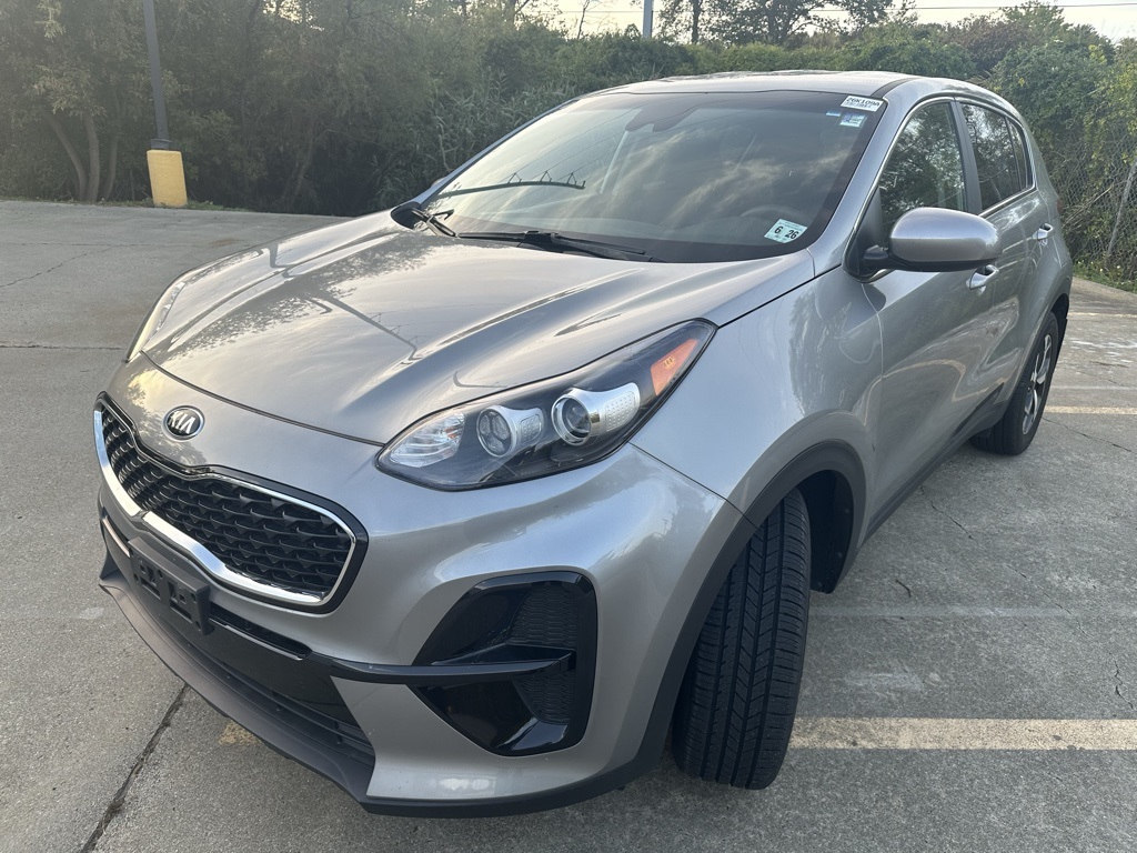 2022 Kia Sportage LX photo 2