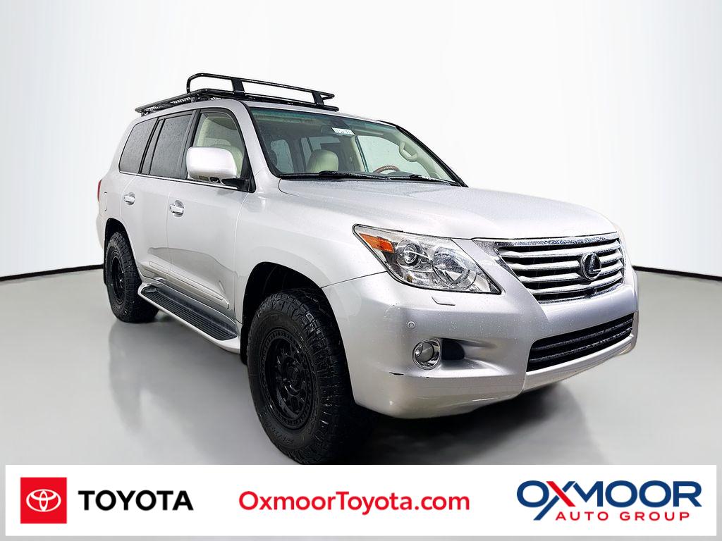 2008 Lexus LX 570's photo