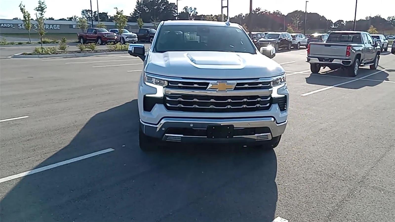2026 Chevrolet Silverado 1500 LTZ photo 2